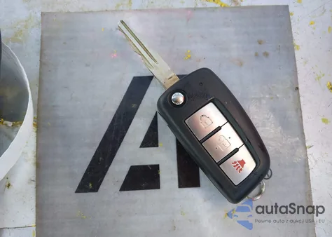 2018 Nissan Rogue S z USA, uszkodzony, nr VIN 5N1AT2MV2JC785307